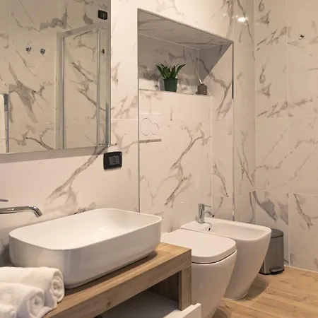 Casa Enea - Luxury House Navigli Milano